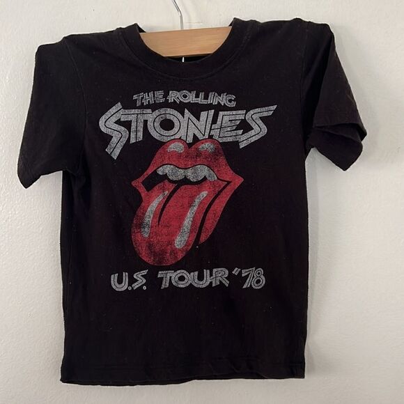 Bundle of 2 Kids The Rolling Stones shirt /the Beatles shirt EUC - Picture 4 of 7